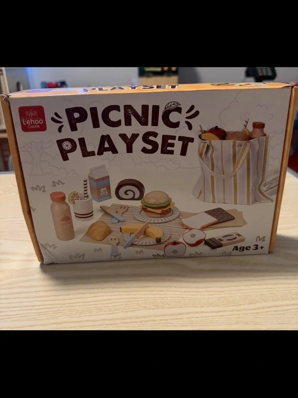 Lehoo Castle Play Food Sets for Kids Kitchen Wooden Toys Food Picnic Playset NEW